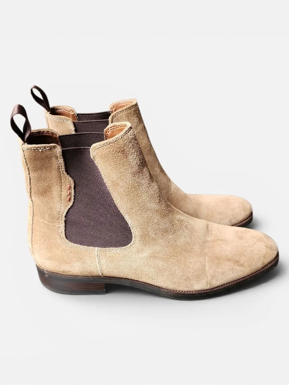 Steve Madden Men's 9.5M Suede Chukka Boots in Beige and Dark Brown Western
